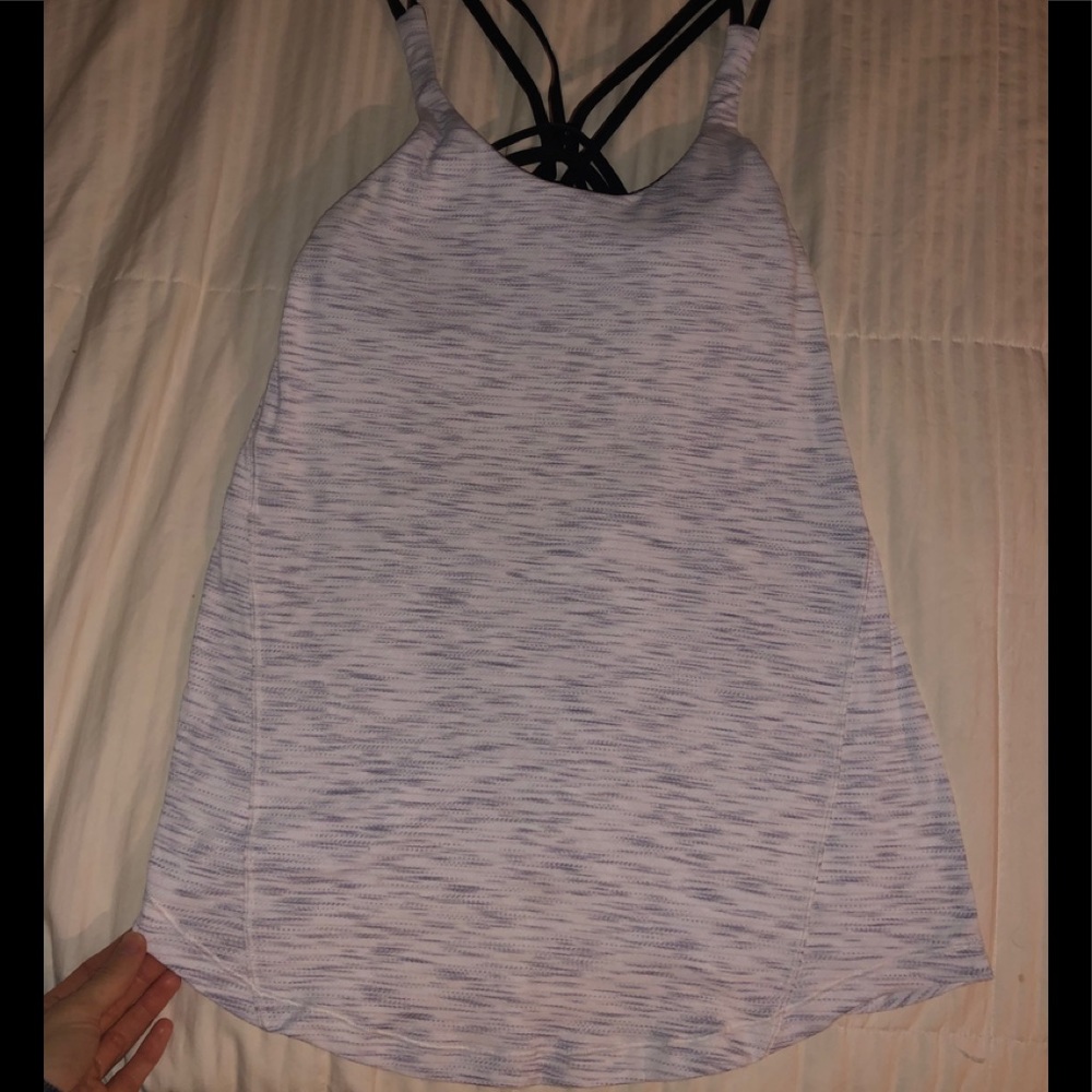 Lululemon top!
